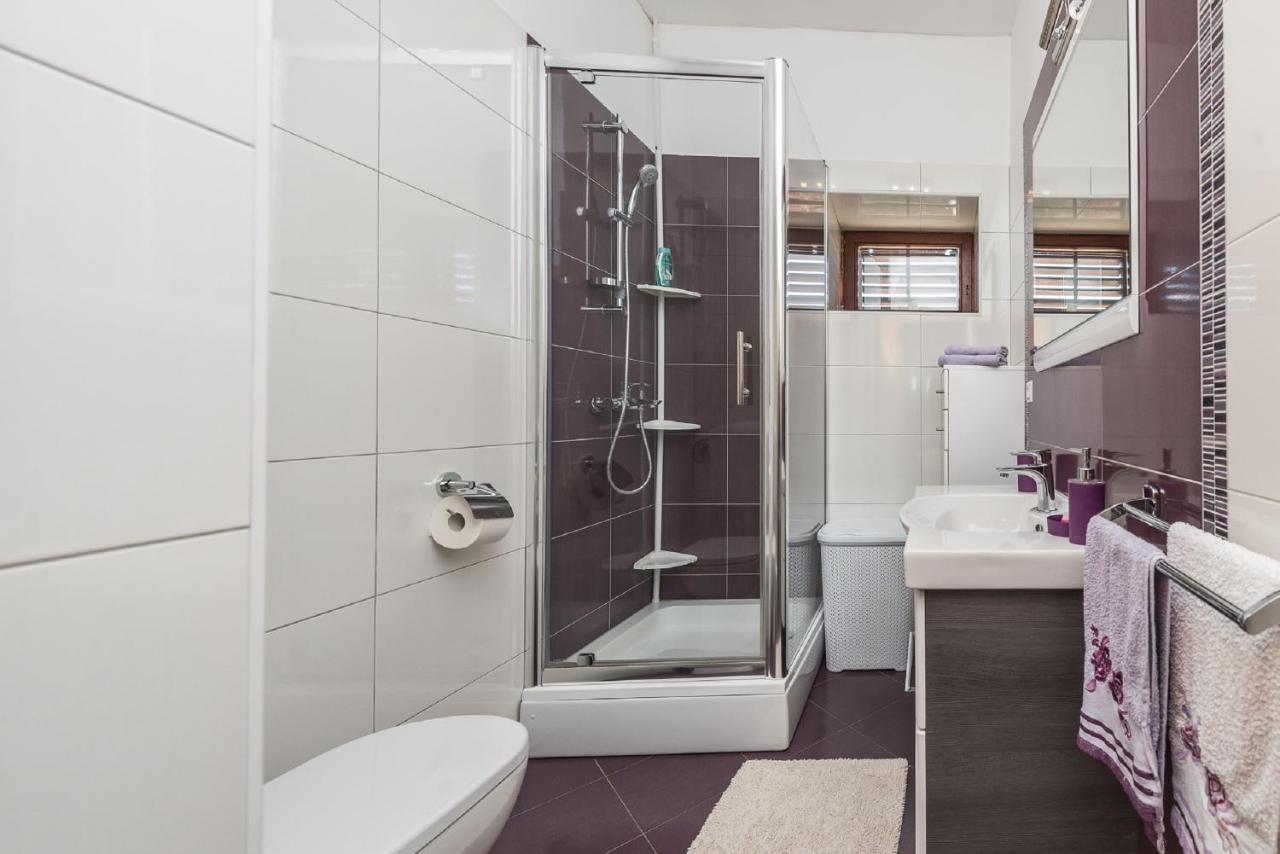 Holiday Home Tower With Private Pool, Sauna And Quads Smilcic Экстерьер фото