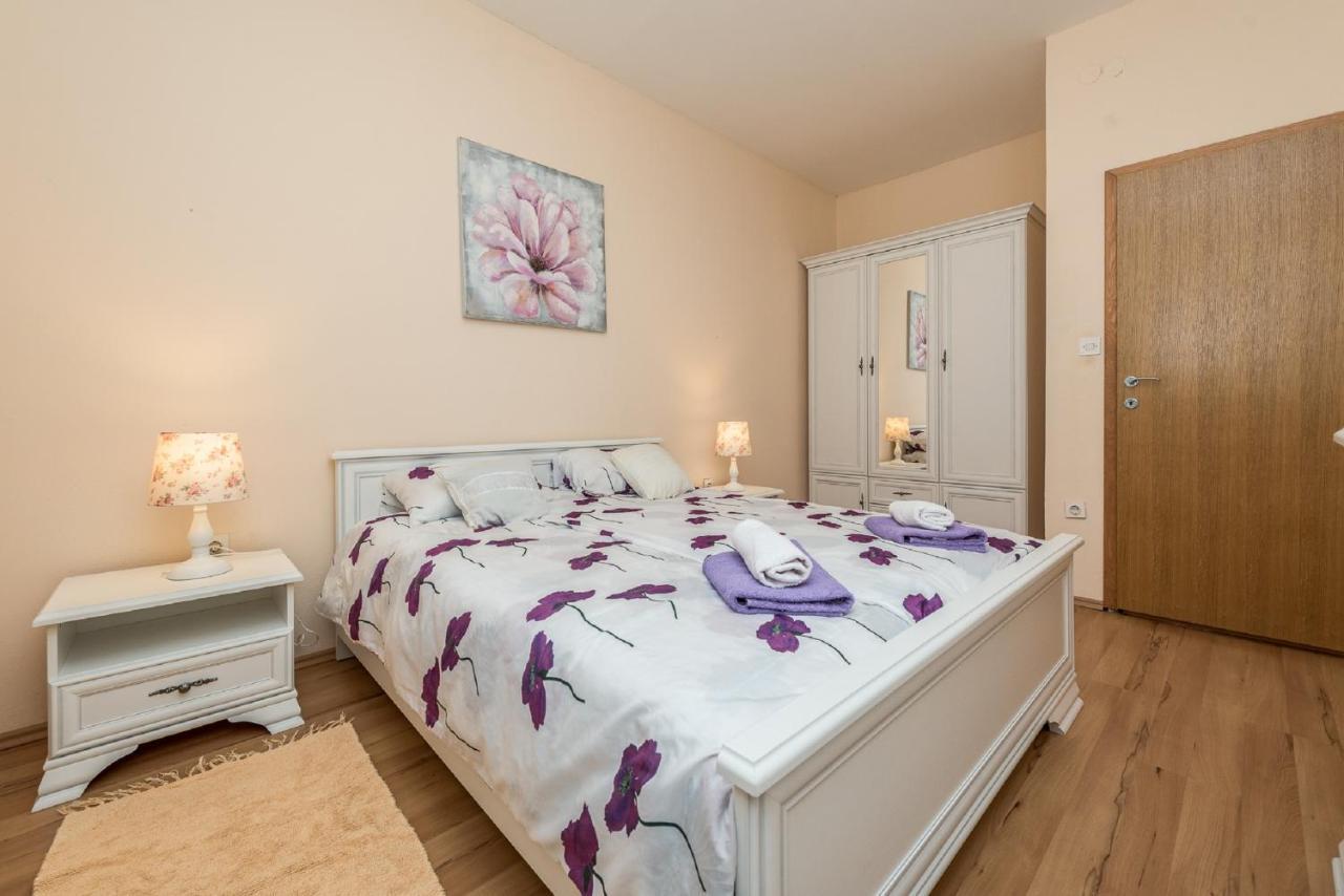 Holiday Home Tower With Private Pool, Sauna And Quads Smilcic Экстерьер фото